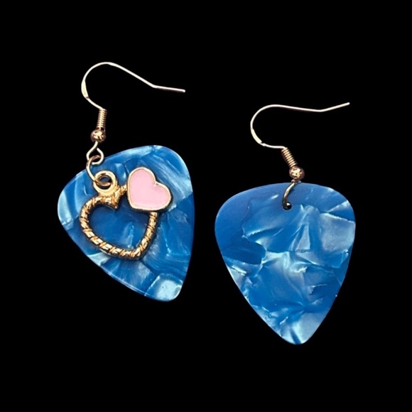 Hand Crafted Earrings Repurposed Guitar PicksI Double Heart You Pale Pink Hearts - Picture 4 of 8